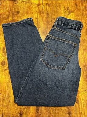 Levi's Women's Straight Jeans in Dark Blue Denim #260